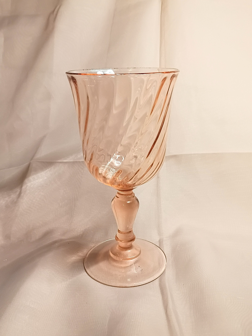 Elegant Pink Swirl Glass Goblet - Decorative Drinkware